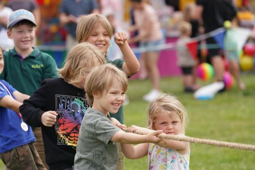 Tug-of-War-Stalls-NJP02722