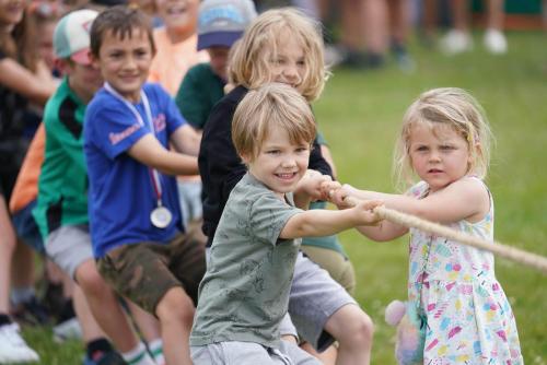 Tug-of-War-Stalls-NJP02740