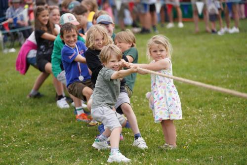 Tug-of-War-Stalls-NJP02748