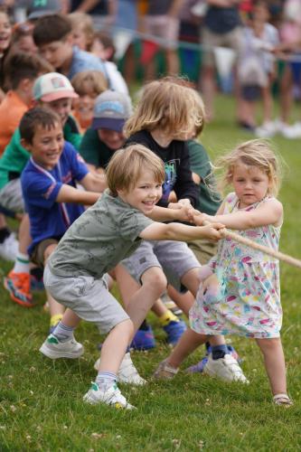 Tug-of-War-Stalls-NJP02756
